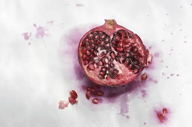 Superfoods for ADHD Pomegranates